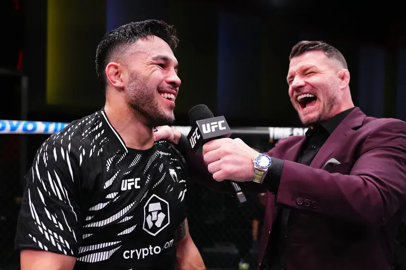 Брэд Таварес снова в UFC — охотится за рекордом Майкла Биспинга