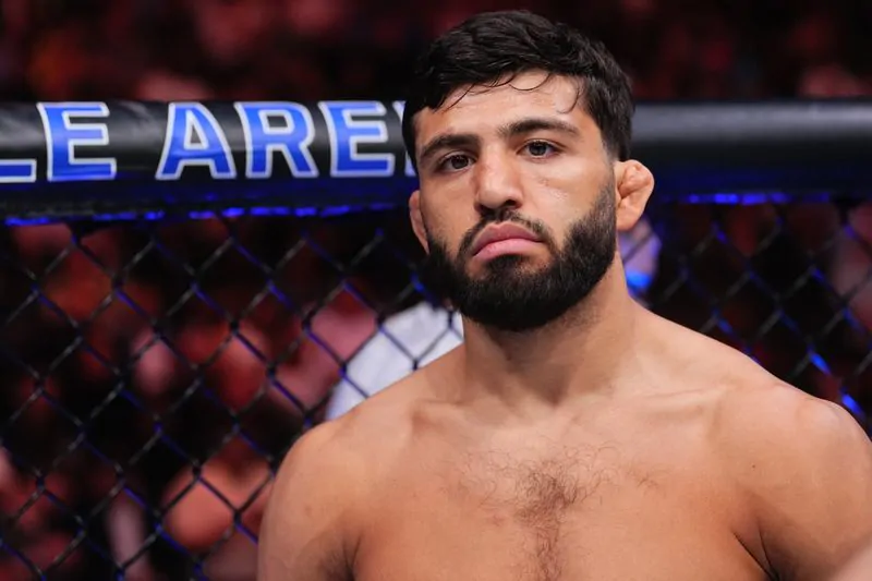 Арман Царукян нацелен на бой с Джастином Гэтжи на UFC 317 и готов подменить участников титульного боя