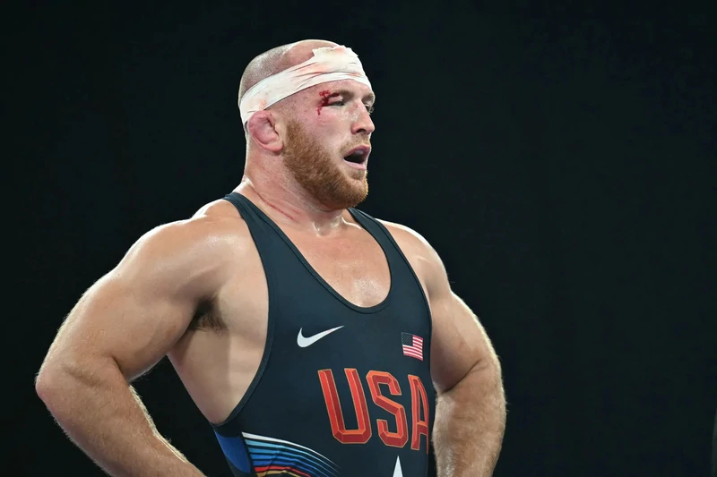Олимпийский чемпион Кайл Снайдер арестован в ходе операции по борьбе с проституцией