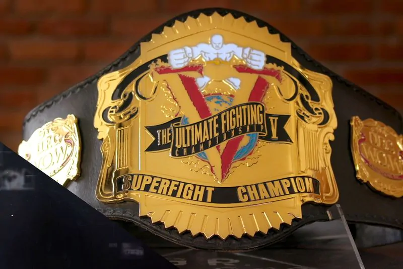 Пояс чемпионов UFC — легендарный символ славы и боевой доблести