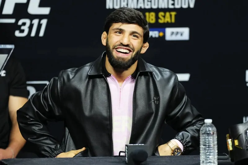 Арман Царукян подтверждён в качестве запасного бойца главного боя UFC 317