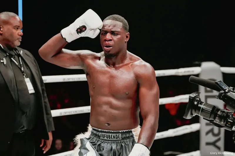 Майкл Боапеа на GLORY 100: бой за титул, амбиции второго пояса и возможный переход в ММА