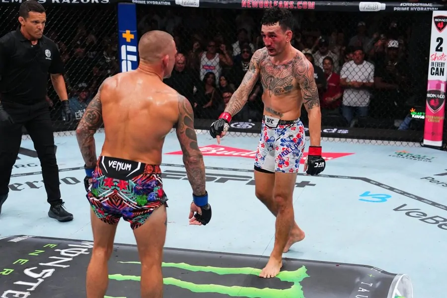 Дастин Порье объяснил момент на UFC 318, за который его критикуют фанаты