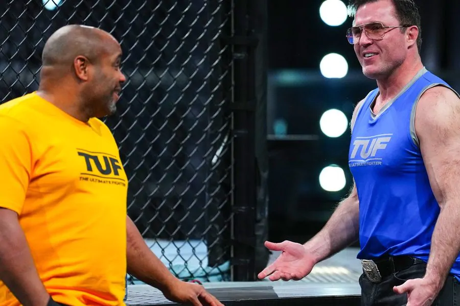 Результат The Ultimate Fighter 33: Эпизод 8