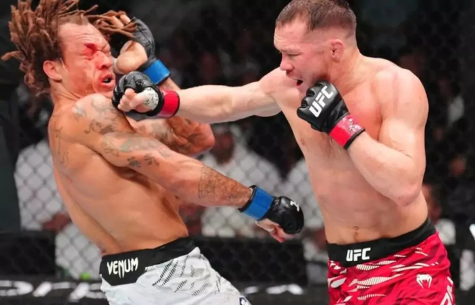 UFC Abu Dhabi: Муслим Салихов и ещё трое бойцов получили бонусы за выступление