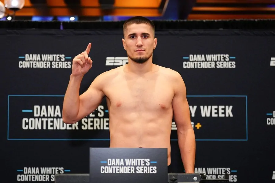 Байсангур Сусуркаев – напарник Хамзата Чимаева, который дебютирует в UFC 319 на сверхкоротком уведомлении