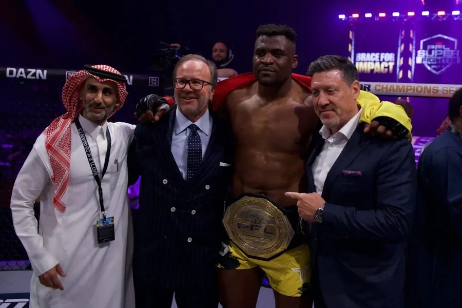Отношения Франсиса Нганну с PFL испортились после скандала вокруг турнира в Африке