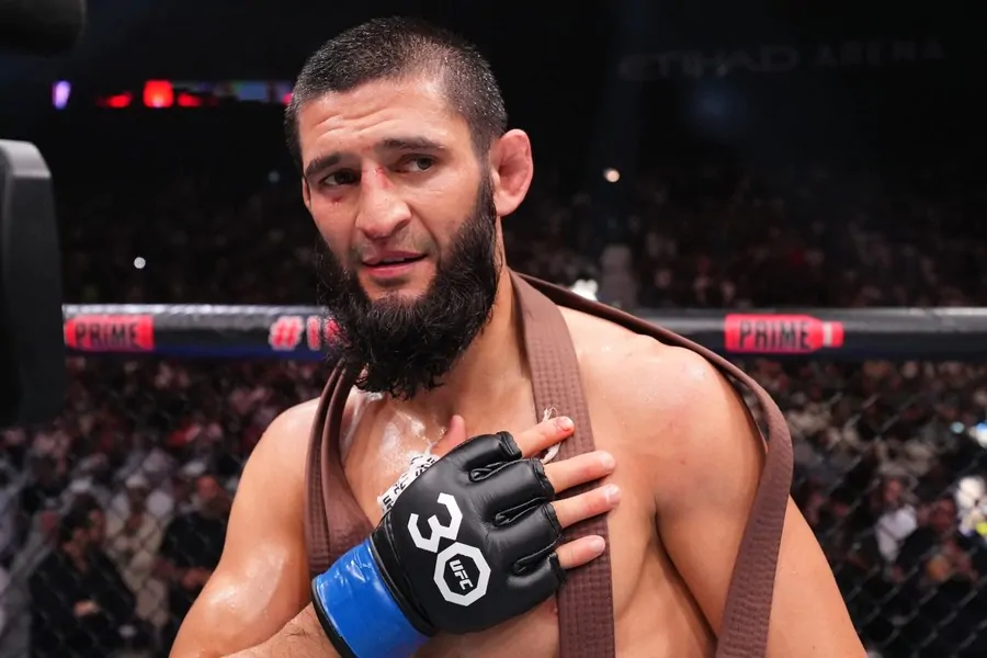 Хамзат Чимаев «ломает» по 10 спарринг-партнеров в день, готовясь к UFC 319