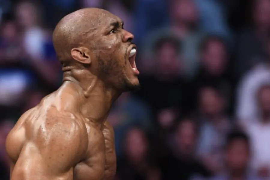 Камару Усман хочет титульный бой с победителем главного события UFC 322