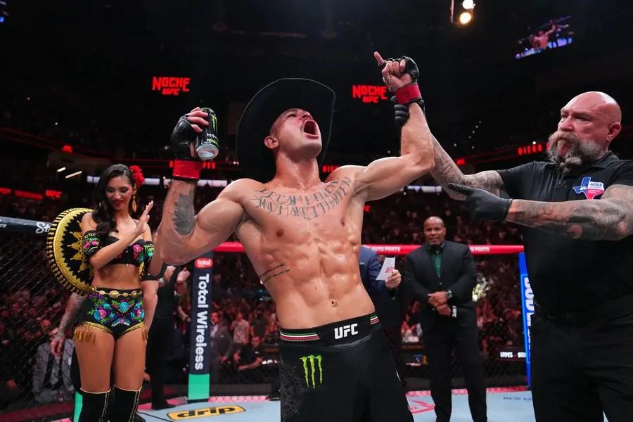 Результаты Noche UFC 3