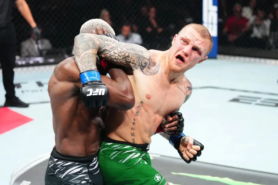 Бонусы UFC Paris